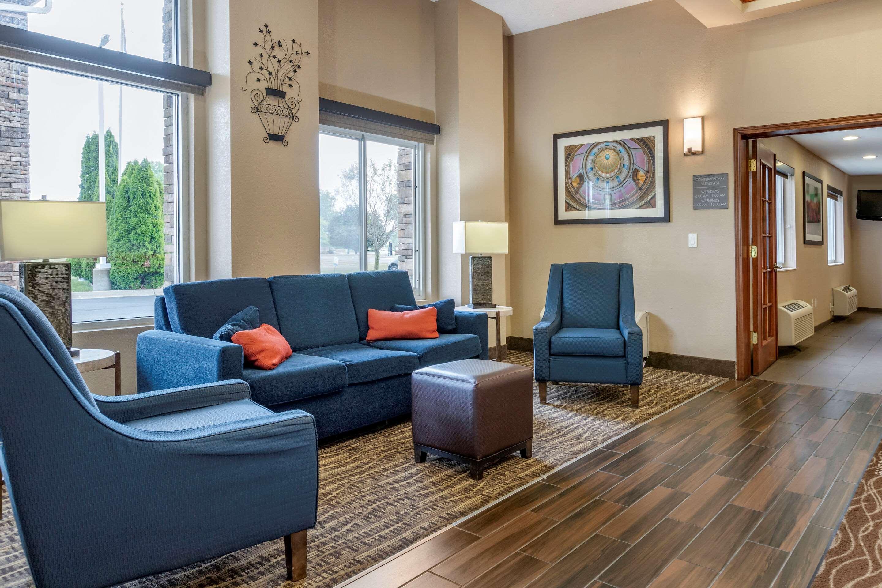Comfort Inn & Suites Dimondale - Lansing Eksteriør billede