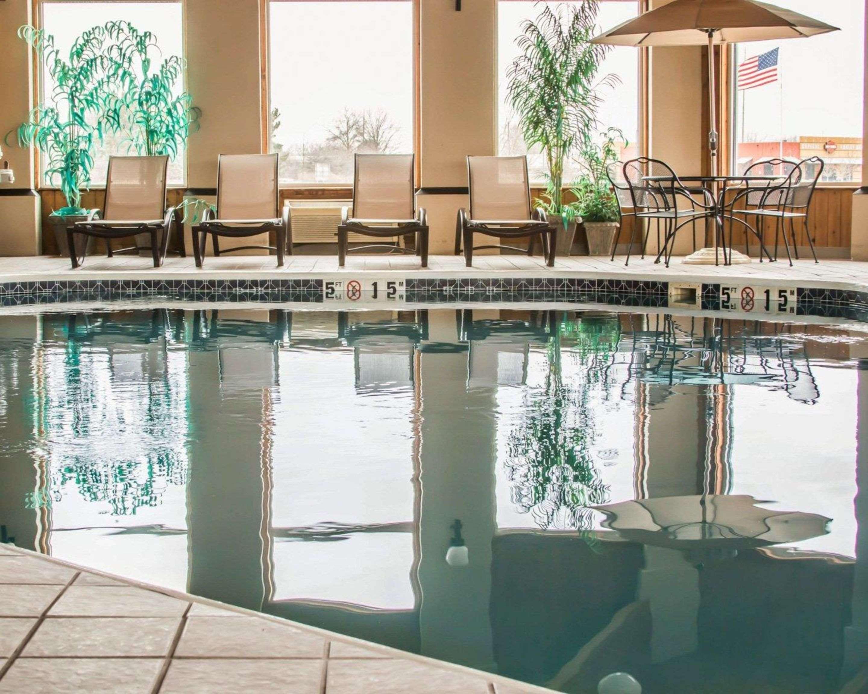 Comfort Inn & Suites Dimondale - Lansing Eksteriør billede